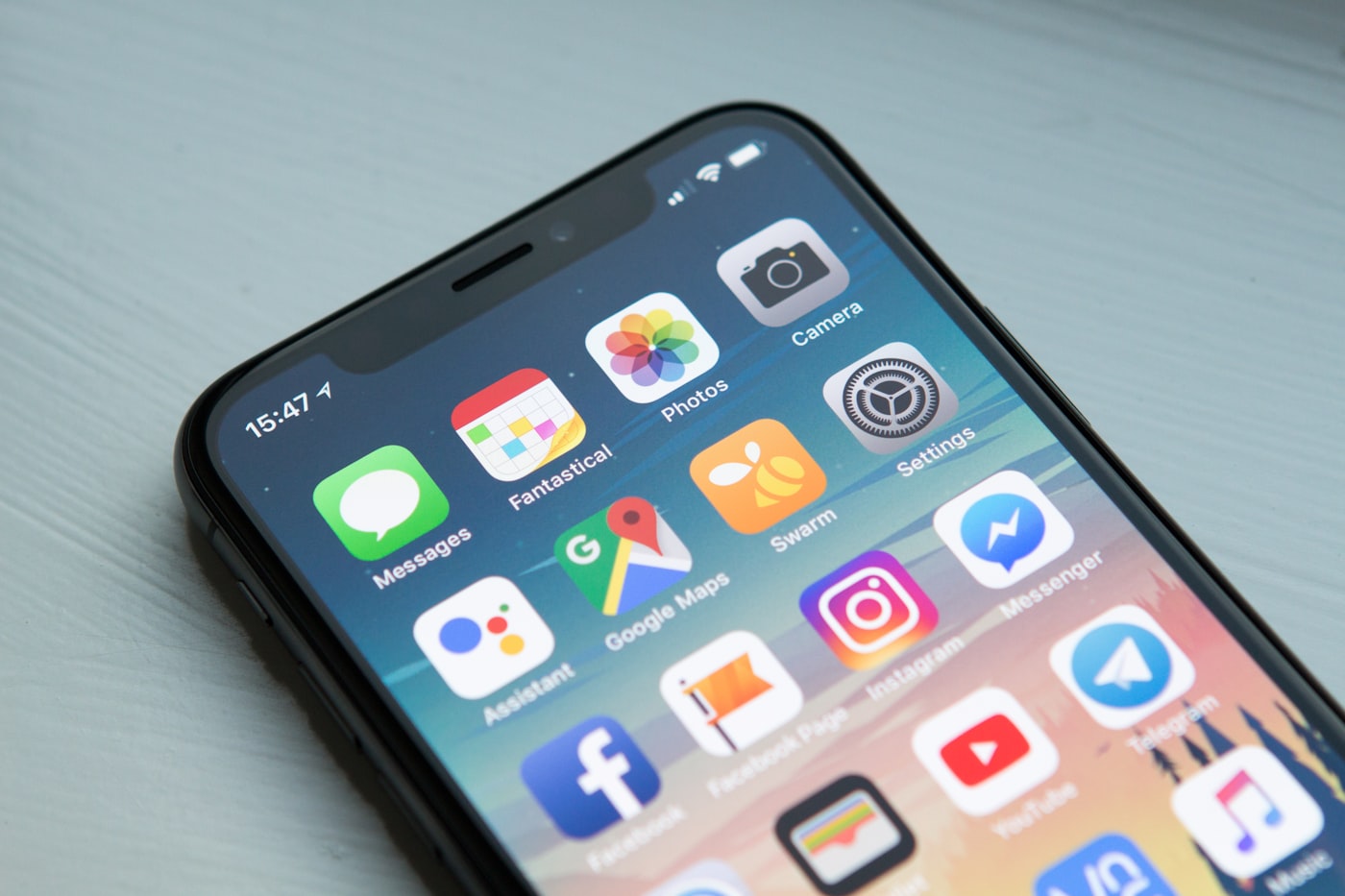 Customer holding a smartphone